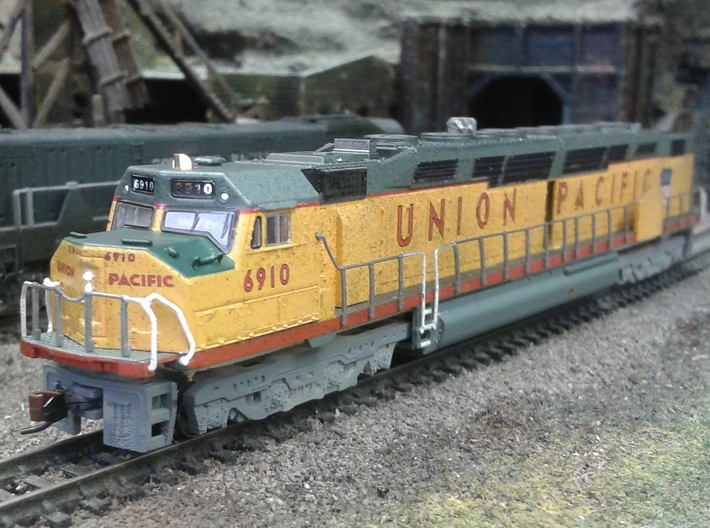 n scale dummy locomotives