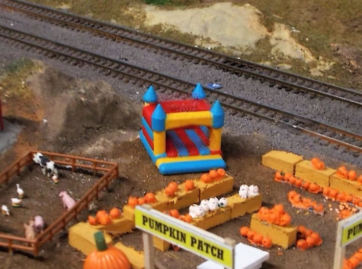 N Bouncing Castle Size 2 3d printed Painted model at the Pumpkin Patch. Thanks for the picture Mike!