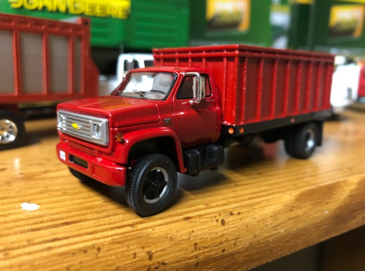 grain truck box 1/64 3d printed finished and installed for reference only