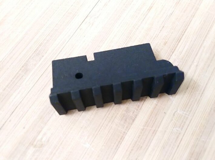Lower Rail for AUG (6-Slots) 3d printed 