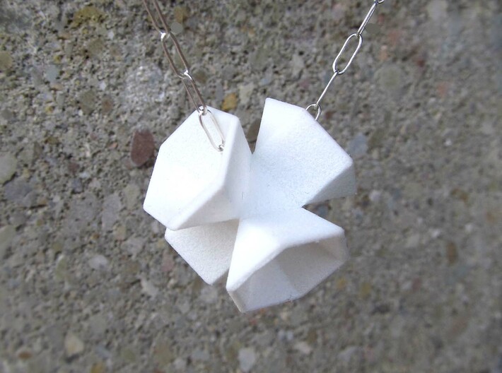 Hexagon Flower Pendant 3d printed 