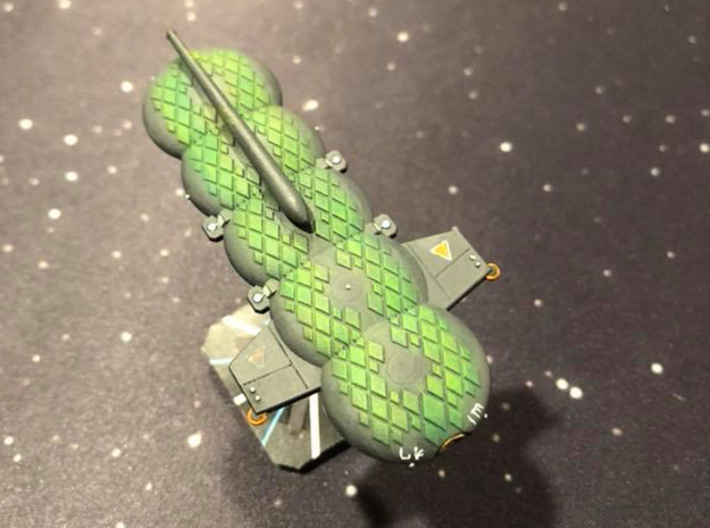 3788 Scale Gorn Refitted Bubble Dreadnought SRZ 3d printed Ship is in Smooth Fine Detail Plastic and painted by a fan. Stand not included.