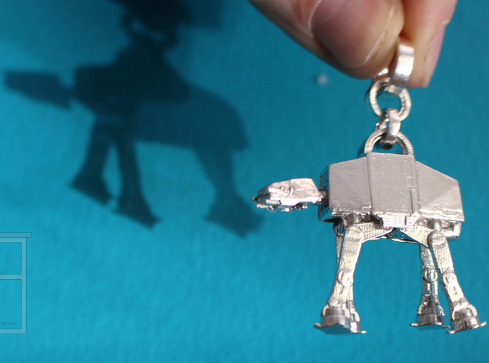 Robot Pendant 3d printed 