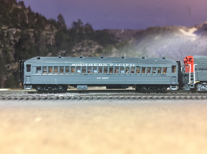 Bachmann 72' Coach Roof for Southern Pacific Subs 3d printed Finished model
