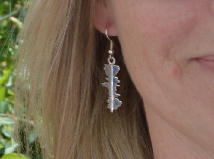 Custom Earring made from 2 &quot;I Love You&quot; Waveforms 3d printed Custom Earring from 2 &quot;I love you&quot; waveforms