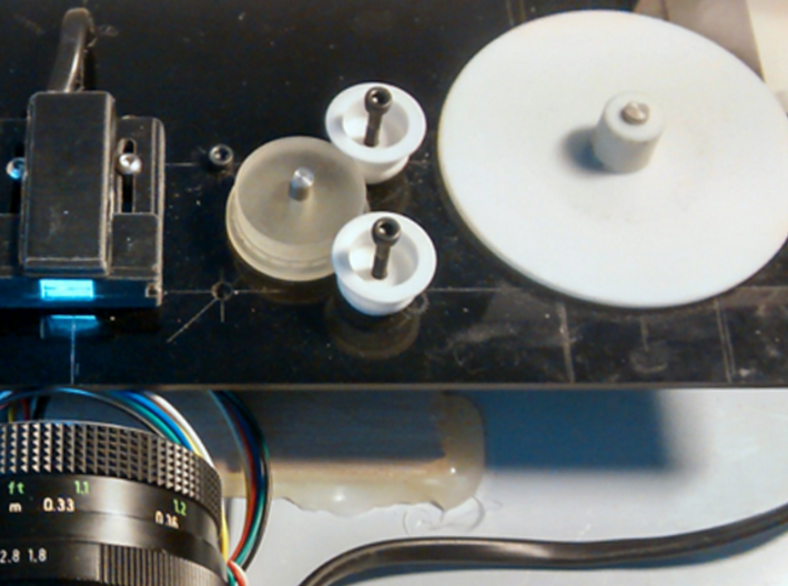Film Pulley Wheel : Super8 format for film scanner 3d printed 
