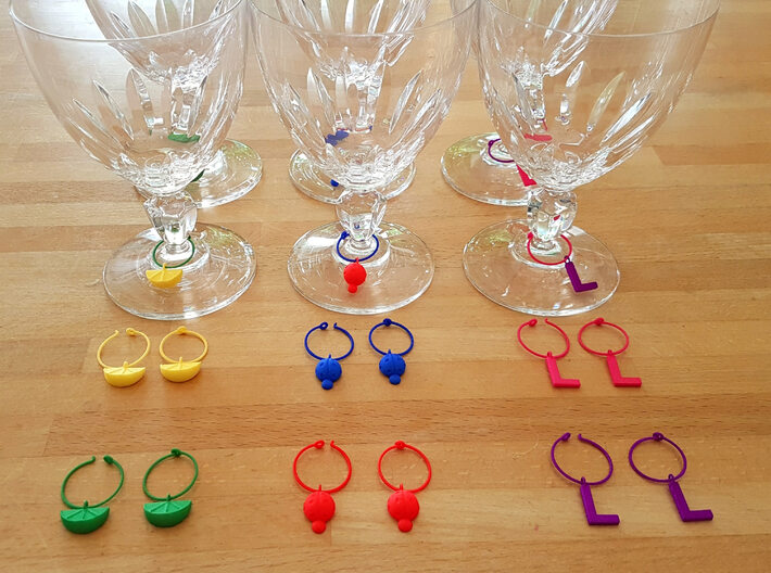 Letter L Wine Charm 3d printed Display of various wine charms