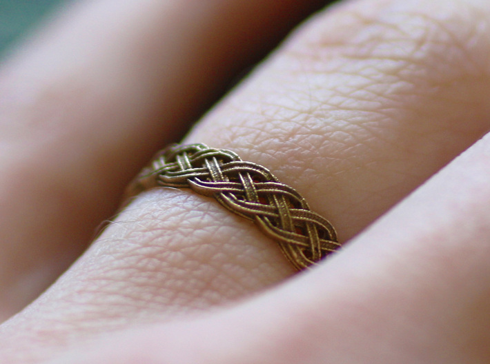 Hieno Delicate Celtic Knot 3d printed 