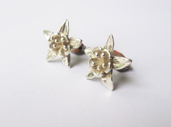 Columbine Flower Earrings 3d printed 