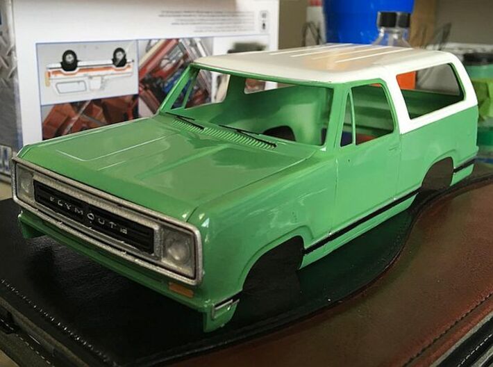 1/24 1974 Plymouth Trailduster Bonnet 3d printed painted sample