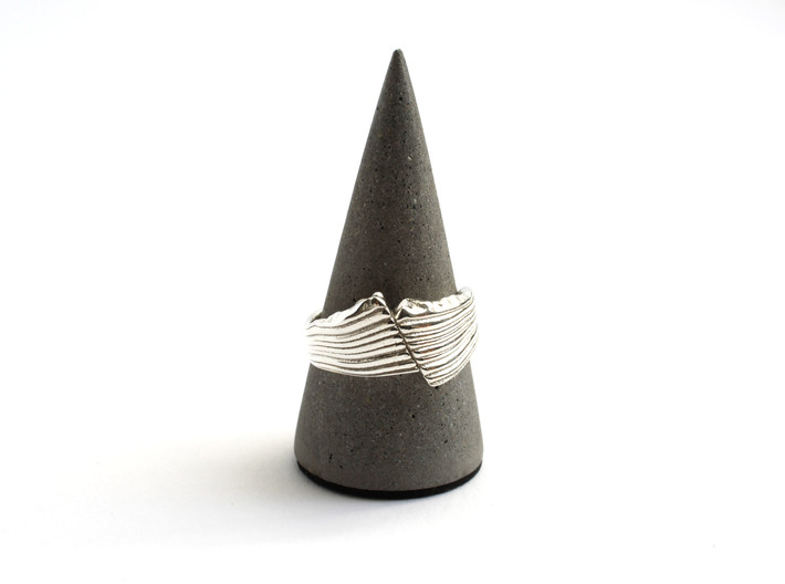Dip Slip Fault Ring - Geology Jewelry 3d printed Dip Slip Fault Ring in polished silver