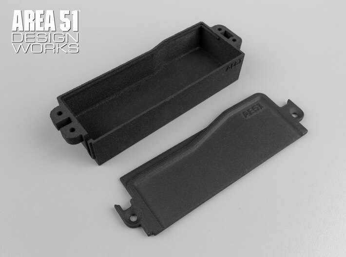 RC8B3.1 Enclosed Battery Box 3d printed Top and bottom pieces after separation