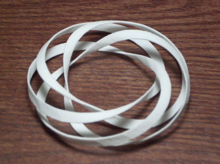Torus2 3d printed torus with a single spiral wrapping 4 times