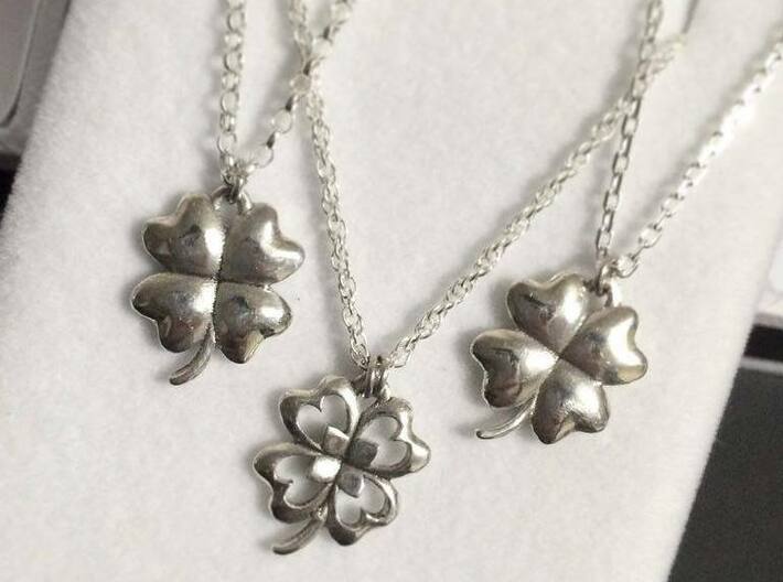 4 Leaf Clover Charm (with Cut-Out) 3d printed 