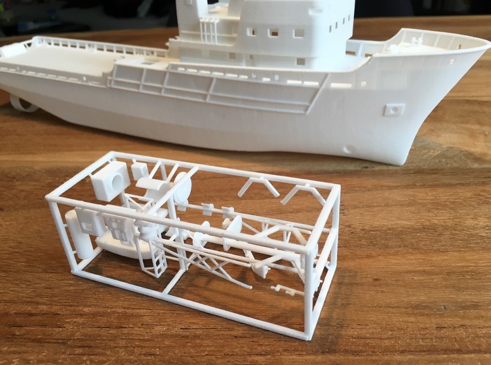 Apache fleet tug, Details 1 of 2 (1:200, RC) 3d printed sprue with details as it comes printed