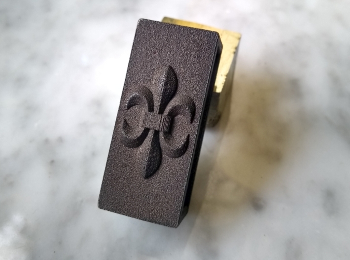 Belt Holder With Lily 3d printed