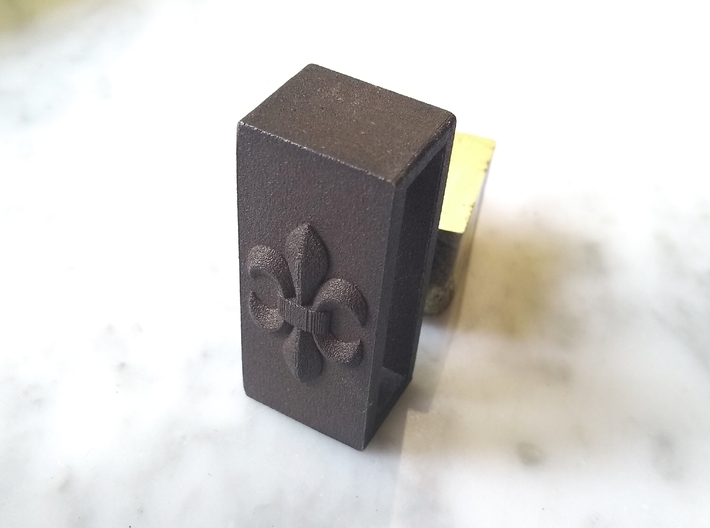 Belt Holder With Lily 3d printed 