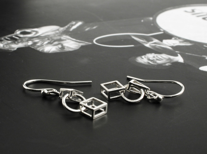 Bauhaus Earrings 3d printed Bauhaus earrings in interlocking polished silver