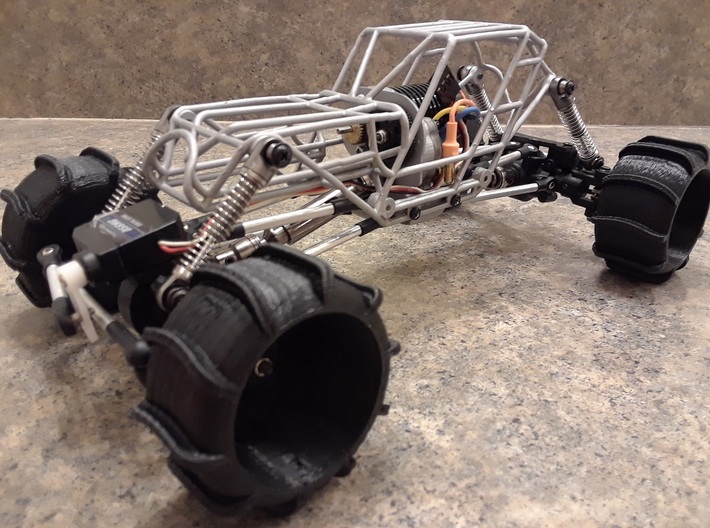 Fat Girl 1/24 Sumo Crawler 3d printed 