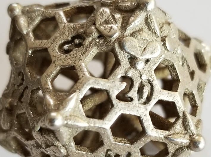 D20 Balanced - Bees 3d printed 