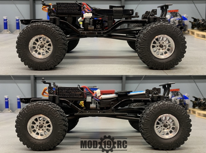 SCX24 Super Low CG Battery Tray + Shock Towers 3d printed Stock (Top) vs. Mod19RC (Bottom)