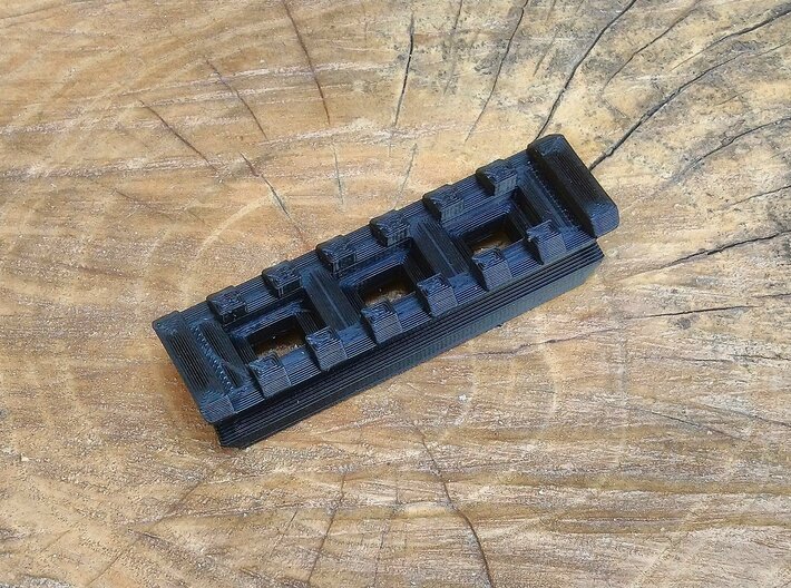 Top Picatinny Rail (7-Slots) for X-Shot Fury 4 3d printed 