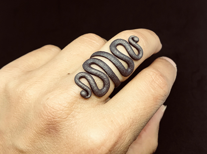 Black Mamba Ring 3d printed 