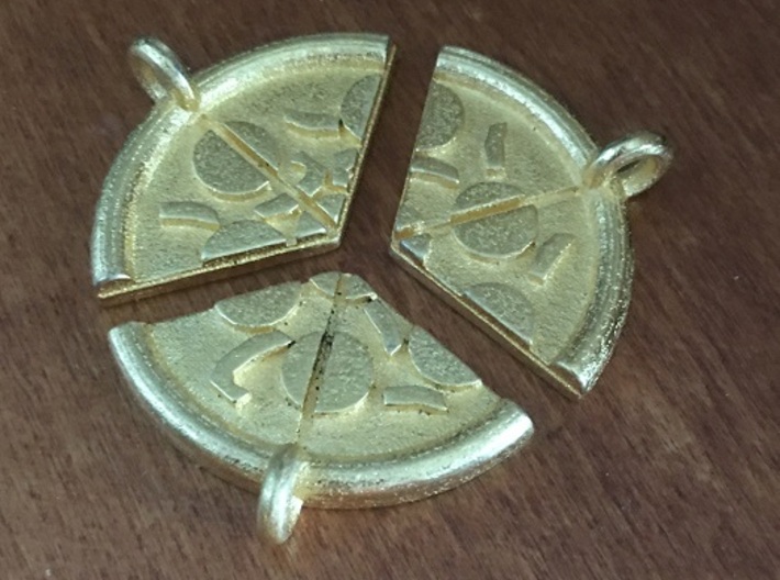 Pizza friendship pendant (thick crust slices 5&6) 3d printed The complete pizza