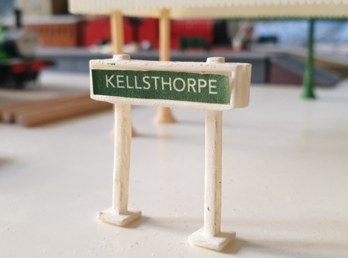 OO/HO Station Signs (Type 3, Short) x2 3d printed 