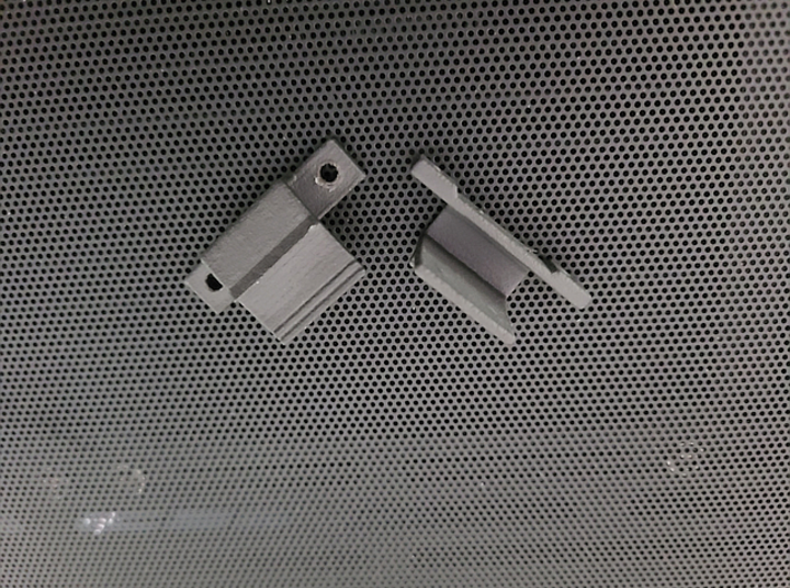 Lian Li 011D-XL bottom fan/radiator frame clips 3d printed Item cut apart