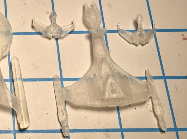 Klingon Vor'cha Class 1/7000 3d printed Printed in Smooth Fine Detail Plastic. Shown with two BOP. Picture by nd1983