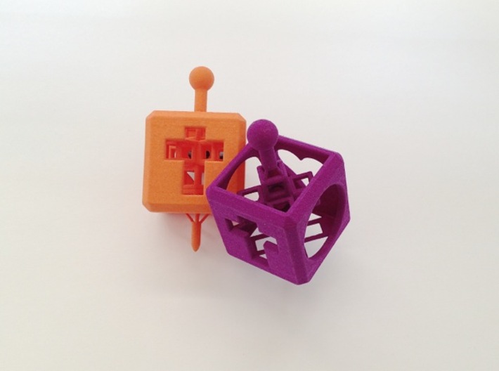TOY Spinner/Top with Cross Inside 3d printed 