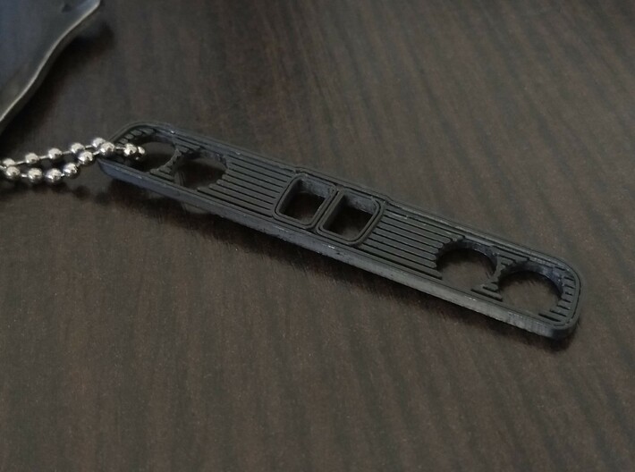 E30 Car Grill Keychain 3d printed