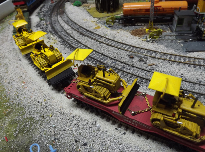 1/72 scale D47U bulldozer 1950's 3d printed 1/72dozers  in photo displayed on  HO train