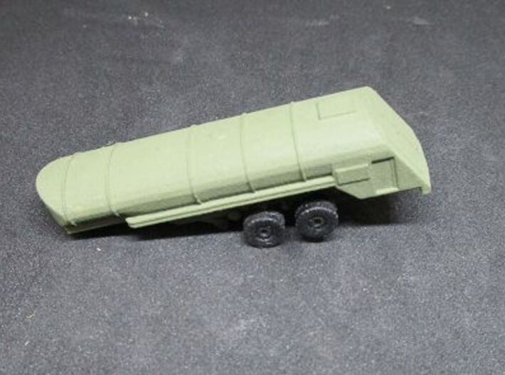 1/144 F-1 Fuel Trailer for Autocar Tractor 3d printed