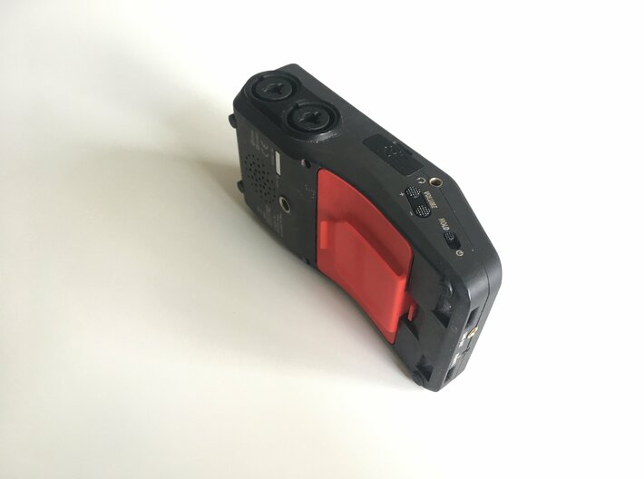 ZOOM H6 Battery cover / belt clip 3d printed 