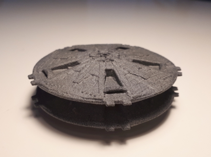 BSG Cylon Basestar (TOS) 1/30000 Attack Wing 3d printed Gray PA12, picture by meanmc.