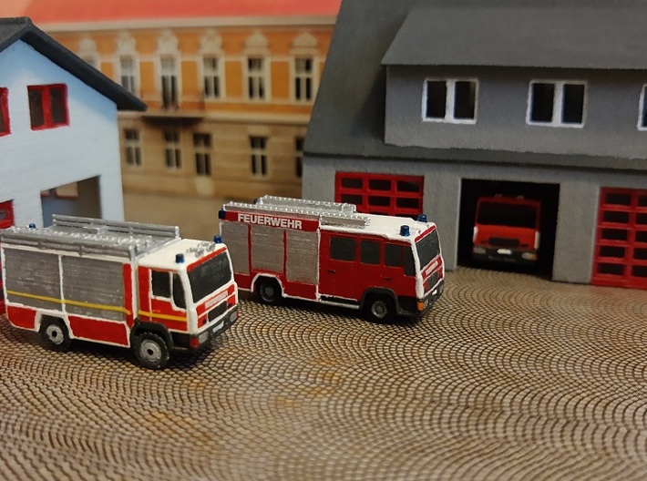 Feuerwehr LHF / Fire truck (Z, 1:220) 3d printed 