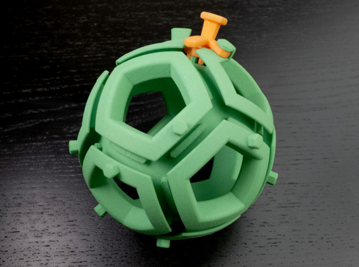 Dodecahedral holonomy maze 2(rook sold separately) 3d printed With rook piece (sold separately)