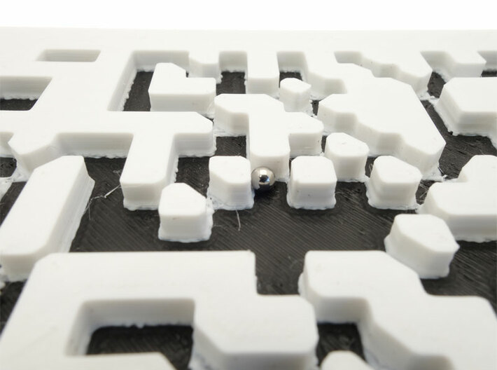 QR-Code Maze 3d printed 