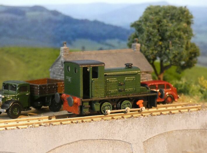 N Gauge Hudswell Clarke Diesel (for RTR chassis) 3d printed Shapeways printed model, assembled and painted