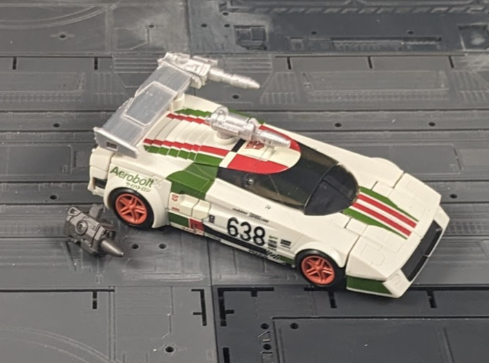 TF Earthrise Wheeljack Wing Set 3d printed Slot added to mount Shoulder Weapon in Vehicle Mode