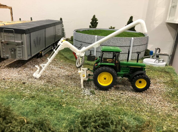 1/32 Slurry pump. Part 1/2 3d printed Tractor not included