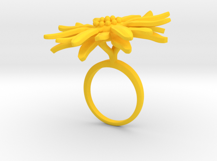 Ring with one large flower of the Daisy 3d printed