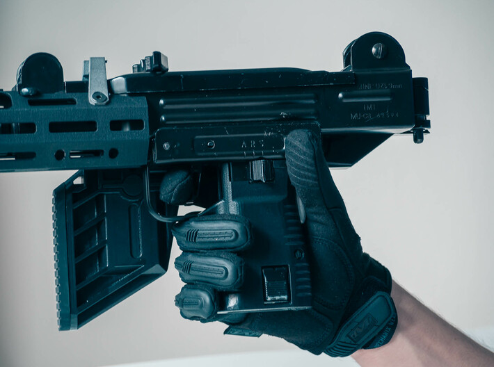 Enhanced grip safety for KWC mini uzi 3d printed 