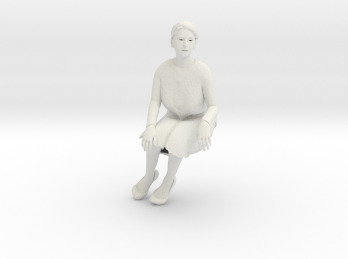 Old lady sitting (N scale figure) 3d printed