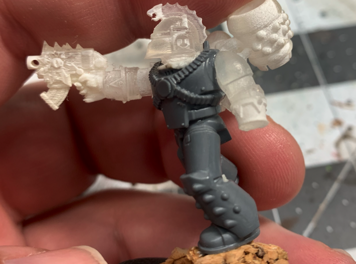 Chaos Marine - Adjustable Arms 3d printed 