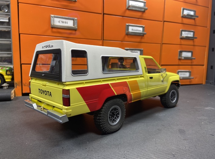 fmsh05-01 FMS Hilux Camper Shell 3d printed 