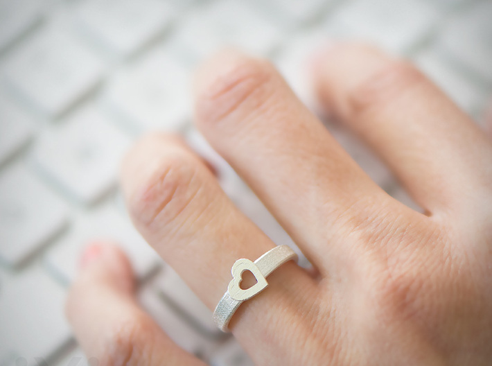 Simple Love Heart Ring - Size 5 3d printed