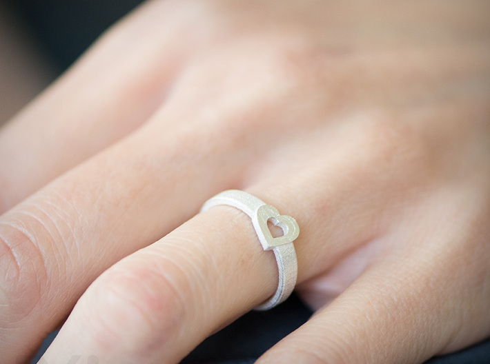 Simple Love Heart Ring - Size 5 3d printed 